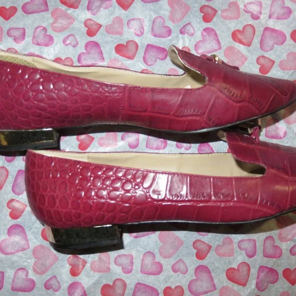 Lord & Taylor Mulberry Purple Croc Embossed Italian Leather Loafers sz 41 or 11